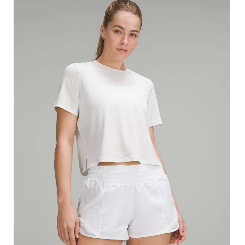 Lululemon NWT Ultralight Waist-Length T-Shirt (Size 14/Large): White *Brand New